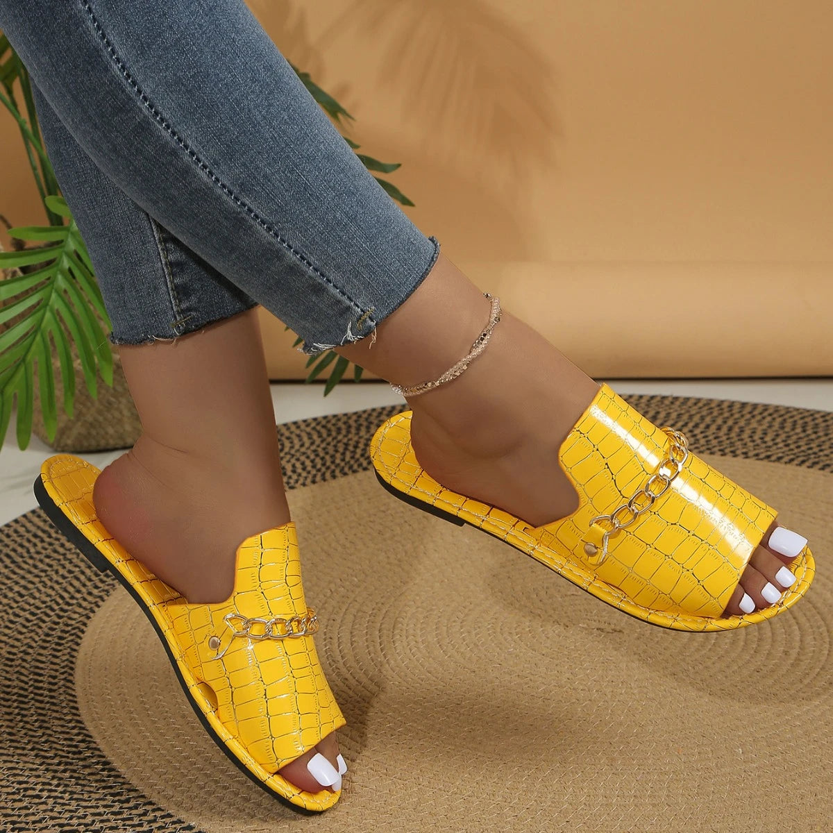 Classy Ladies Flat Slipper